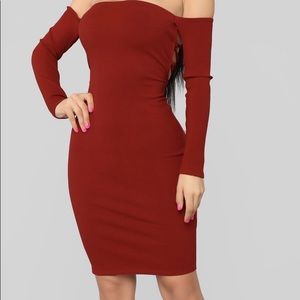 Red Midi Dress size L